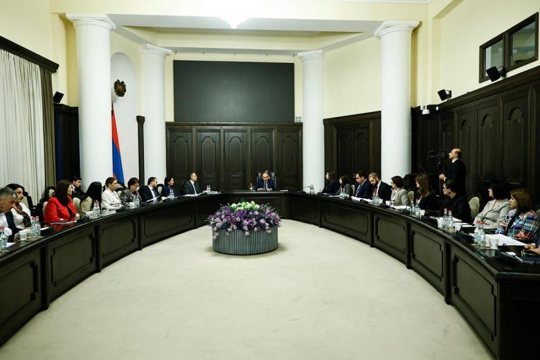 Կառավարությունը նոր մահակ է պատրաստում՝ «գեղեցիկ» փաթեթավորմամբ. «Փաստ»