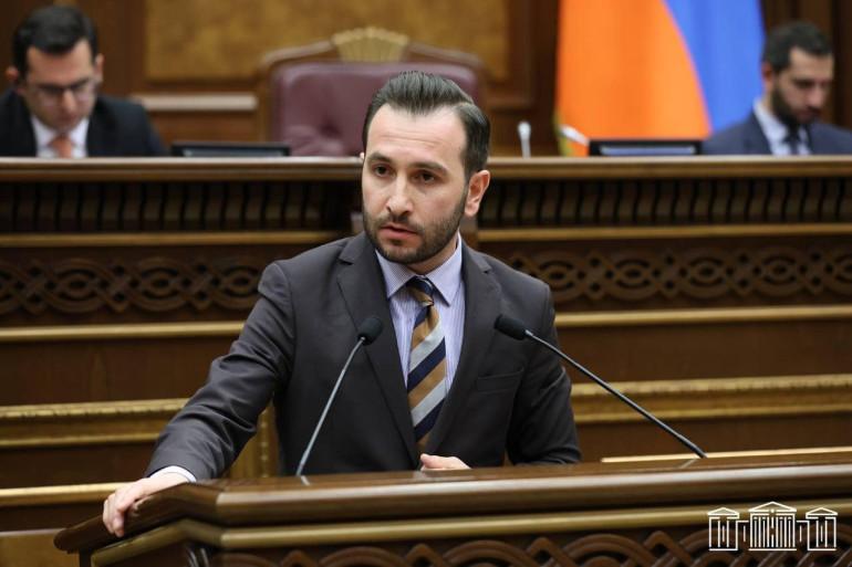 Կոնջորյանին հարց տալու համար պատժում են լրագրողին. որոշում. «Ժողովուրդ»