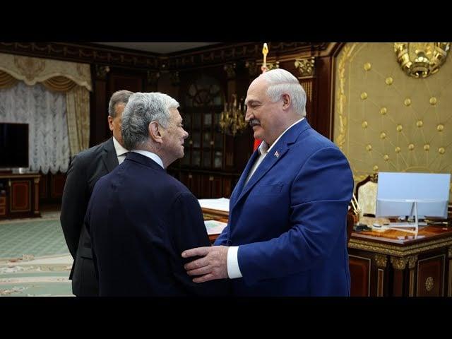 Լուկաշենկոն ԱՄՆ բանագնացից հետաքրքրվել է նիհարելու մասին