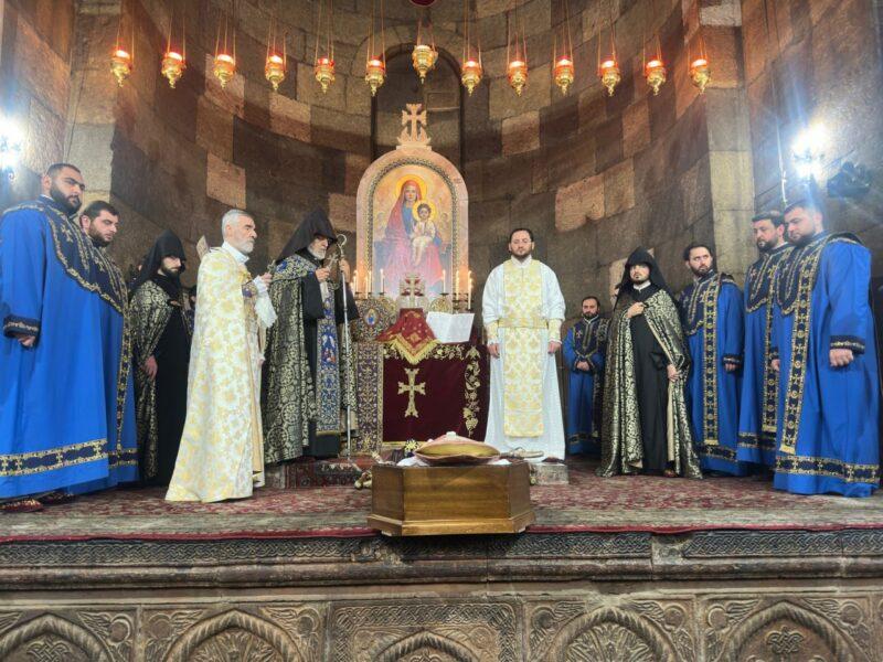 Կատարվեց Տ. Տաթև արքեպիսկոպոս Սարգիսյանի հուղարկավորության արարողությունը