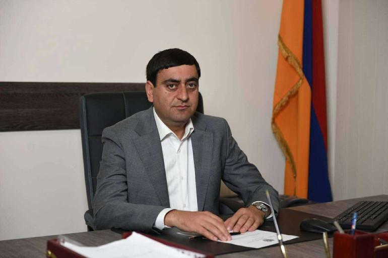 Արցախի դրոշի պատճառով հեռացվել է պաշտոնից. «Հրապարակ»
