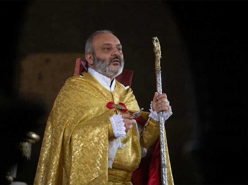 Ստի ու մահվան անարգ պարտությամբ ամենուր խայտա կյանքը Հարության, լույսի հաղթության. Բագրատ Սրբազան