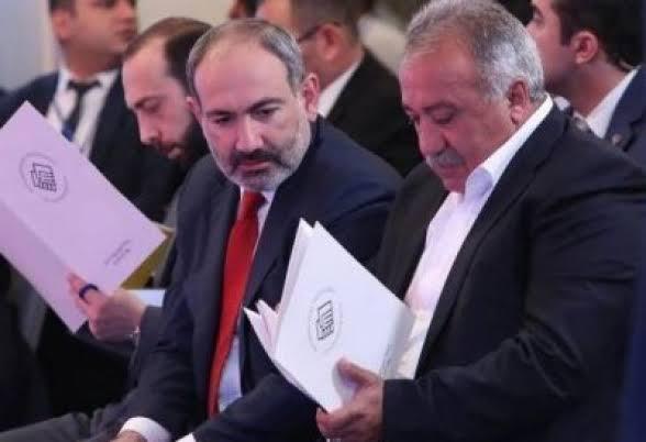 Ասում են՝ Փաշինյանը գոհ չի մնացել Կոտայք այցից ու իր տպավորությունները կիսել է Սասուն Միքայելյանի հետ. «Հրապարակ»