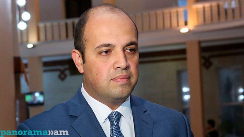 «Ալիևն այս ողջ պատմության մեջ ոչ էլ շնորհավորող է. նա շնորհավորանք ընդունող է». Հրանտ Մելիք-Շահնազարյան