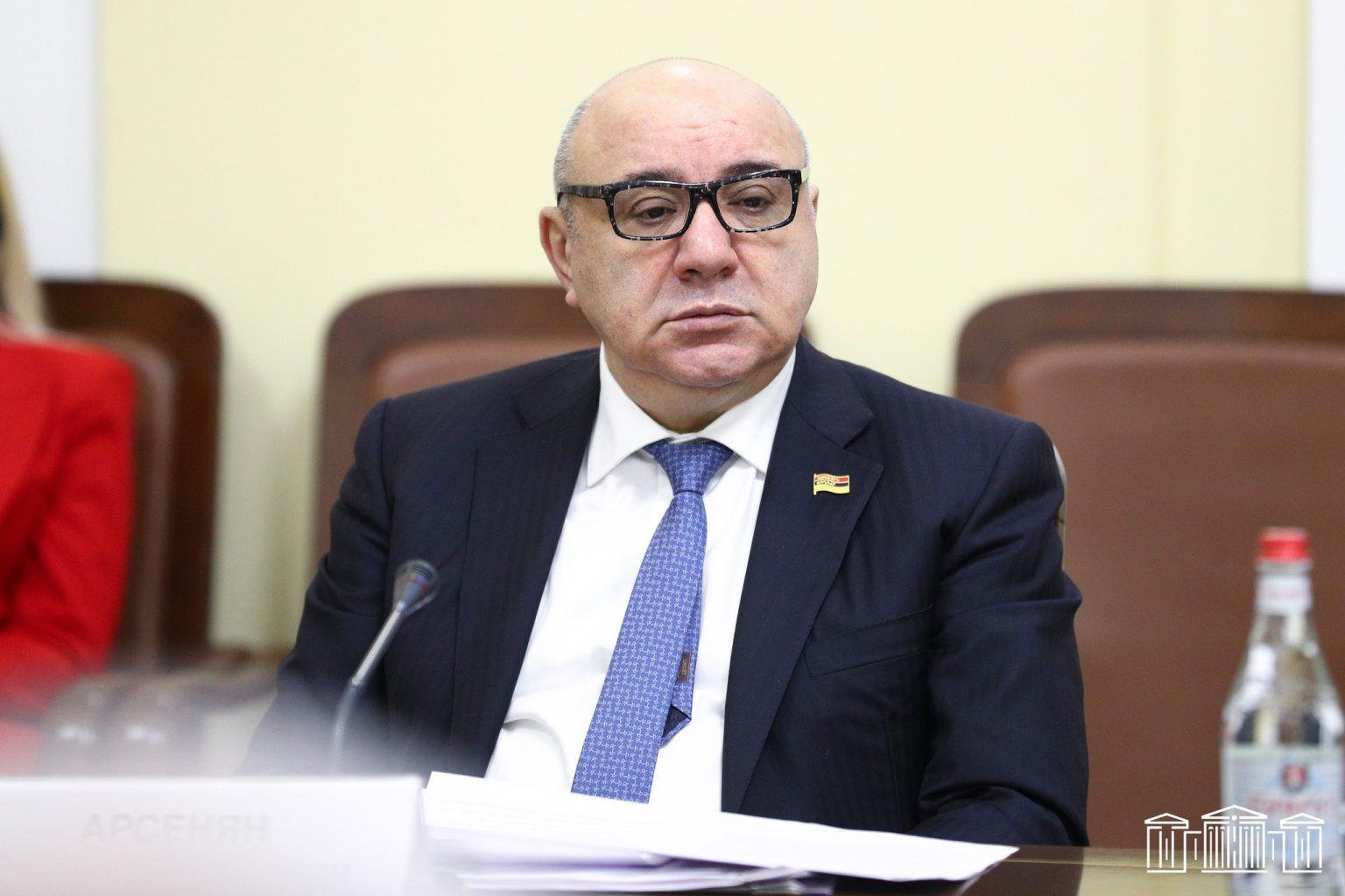 Ո՞վ կդառնա ՌԴ-ում Հայաստանի դեսպան. «Փաստ»