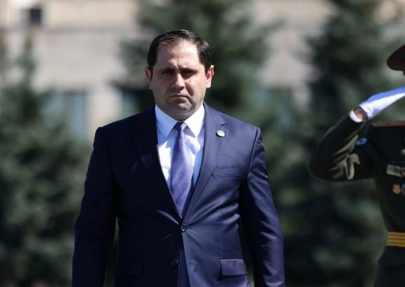 Բանակում կրքեր են բորբոքվել. «Հրապարակ»