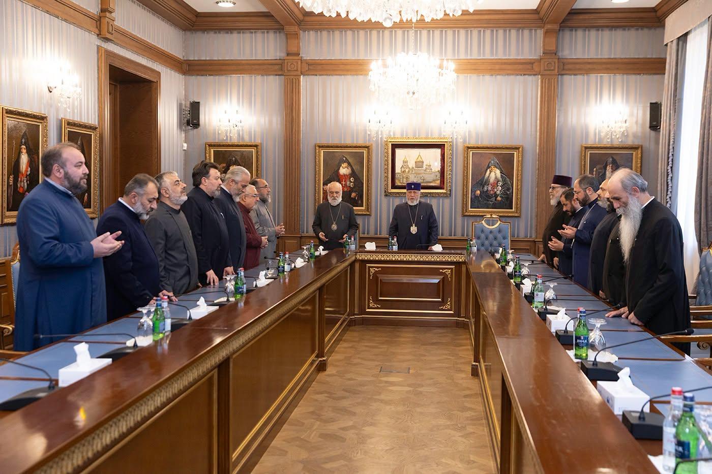 Խորապես մտահոգիչ է, որ ապօրինության հարթակի է վերածվում նաև Ազգային ժողովը. Մայր Աթոռ