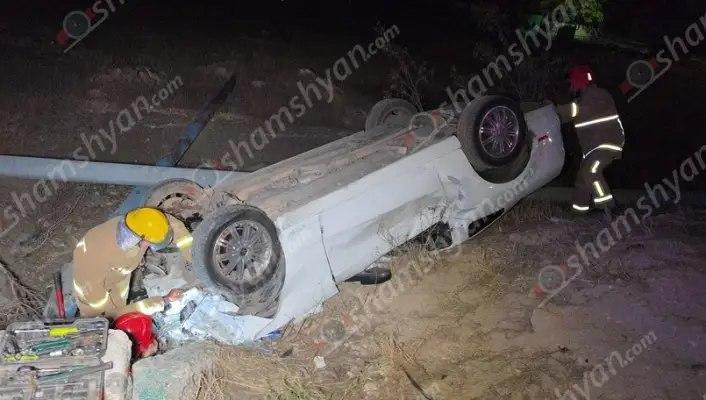 Մեծամորում բախվել են «Toyota»-ն և «Ford Mustang»-ը․ կա 1 զոհ․ 4 վիրավորներց մեկը հղի կին է