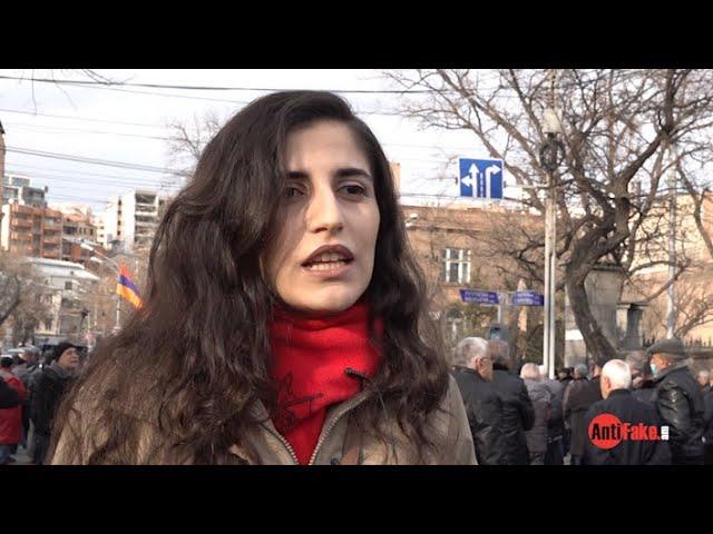 Փաշինյանի հրաժարականը պահանջող քաղաքացին հիշեցնում է Արամ Մանուկյանի խոսքերը