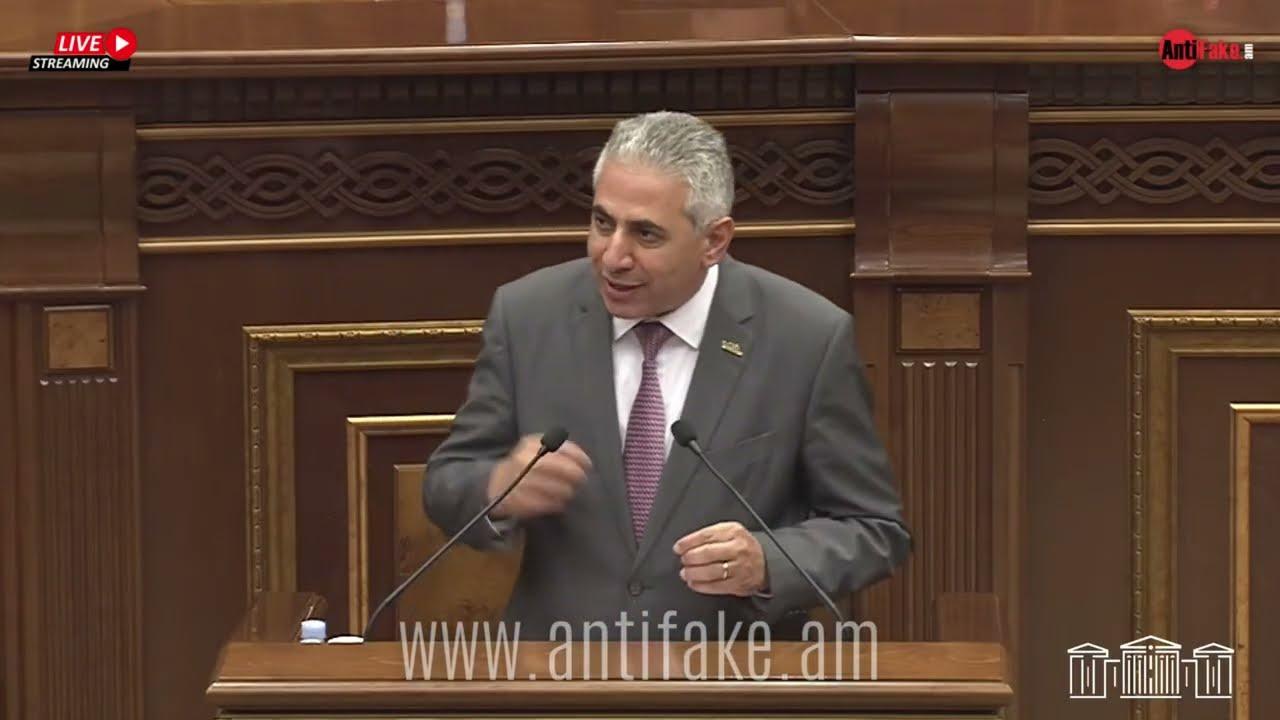 Մայր բուհի դեմ գրոհ է, ԵՊՀ-ի ռեկտոր կարգվեց Հովհաննիսյանը և հեղինակավոր դասախոսները հեռացվեցին