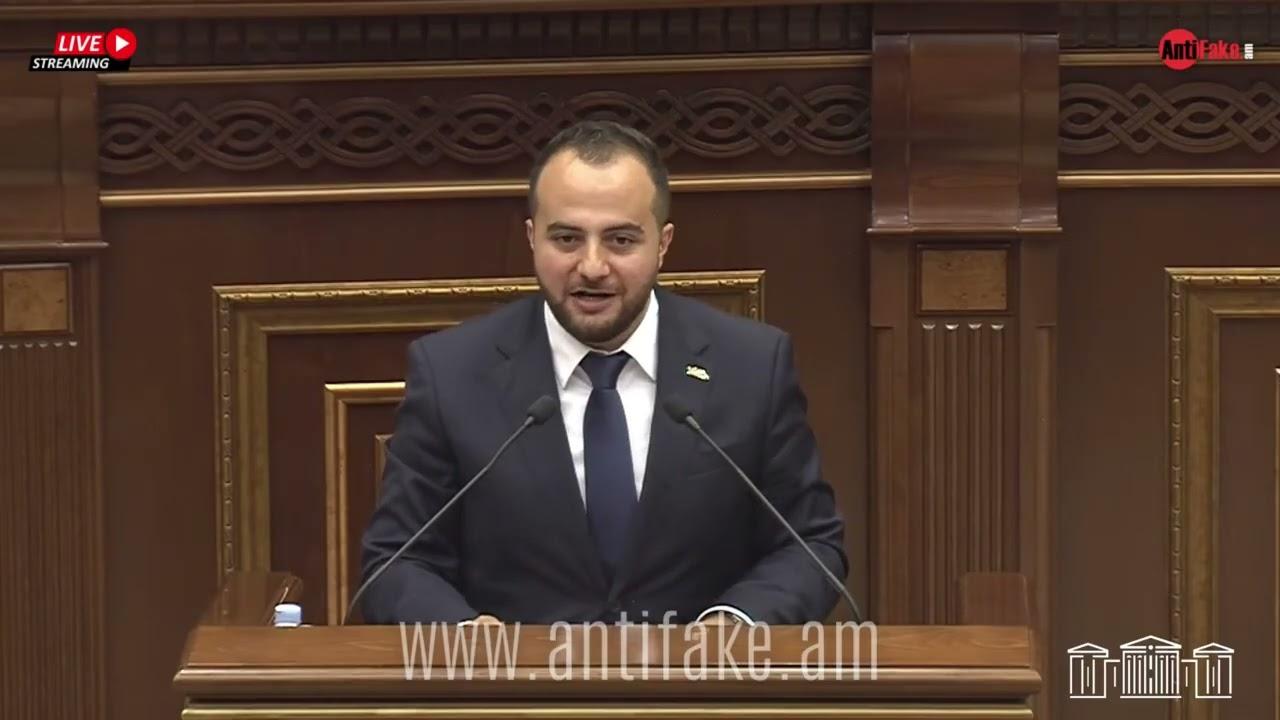 Քաղաքական հայացքների համար իրական աշխատող մարդկանց աշխատանքից հանել եք․ Անդրանիկ Գևորգյան